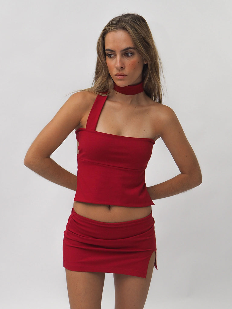 Falda Uma Roja